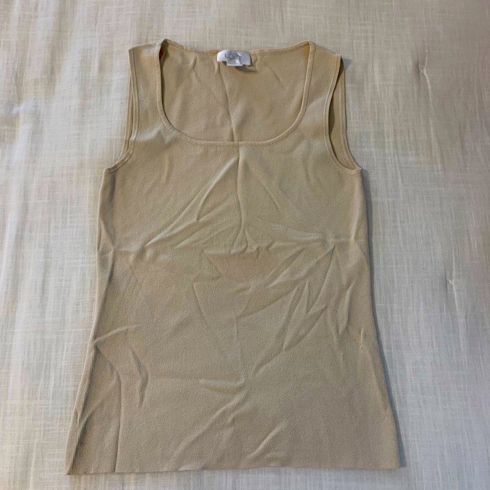 Women’s tan tank